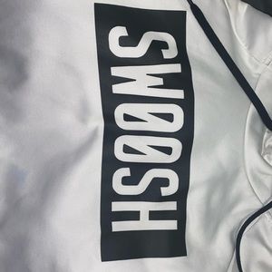 Men’s Pullover hoodie!